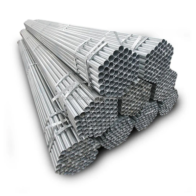 Κανονικός Σπάνγκελ ASTM A106 Sch 40 ERW Hot Dip Gi Seamless Galvanized Round Steel Pipe για κατασκευαστικά υλικά Διανομέας