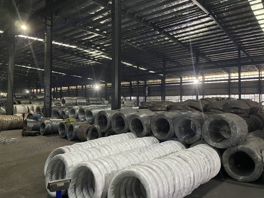350-550N/mm2 Δυνατότητα τέντωσης 0,7 mm-2 mm Ζεστό τεντωμένο γαλβανισμένο ήπιο χάλυβα