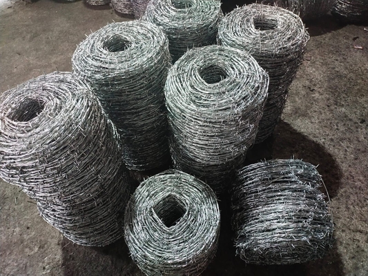 Ζυγισμένο ανοξείδωτο χάλυβα BTO22 CBT-65 Cross Concertina Razor Barbed Wire Blade Mesh Φράχτης για προστατευτική κατασκευή