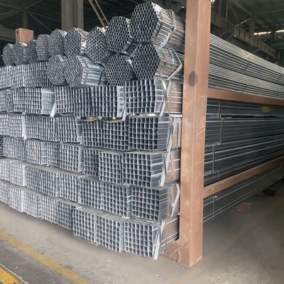 ASTM A106 A36 A53 Ζυγισμένος σωλήνας χάλυβα Χάλυβα άνθρακα Ζυγισμένος σωλήνας στρογγυλής σκαλωσιάς Διορατικότητα ± 1% Χωριζόμενος ή μη Χωριζόμενος Χωριζόμενος