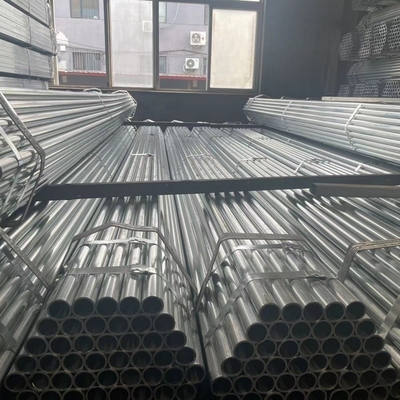 Σιδηρουργική δομή ASTM A36 Q235 Στρογγυλό Ζυγισμένο Σιδηρουργικό σωλήνα με πιστοποιητικό CE και επικαλυμμένο με ψευδάργυρο 200-700g/μ2