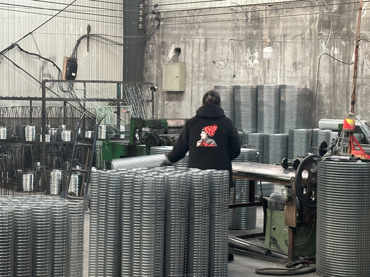 2021 Crimped Woven Mesh για την Ασφάλεια Mesh Fencing Weave Στυλ Twill Weave Πρότυπο ανταποκρίνεται στις εσωτερικές προδιαγραφές των πελατών