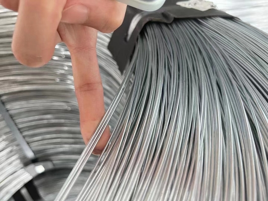 10 τόνους Ζινκ Wire Rod Hot Dip Galvanized Steel Galvanized Gi Iron 2mm Electro Galvanized Binding Wire για την απόδοση
