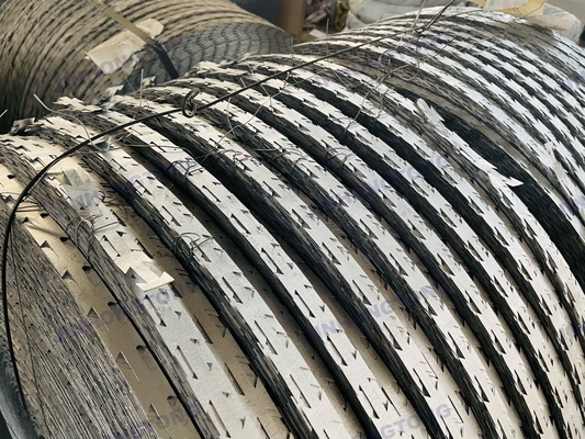 500mm Διαμέτρου Φίδι Razor Wire Σιδηρούν Wire Concertina Razor Type Cross Razor Anti Climb Blade Σκανδινωπό σύρμα 304 ανοξείδωτου χάλυβα