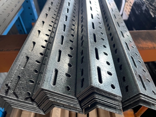 Χάλυβα Angle Bar Q235 Q345 S355 ASTM Ζεστό έλασης ίσης γωνίας άγγελος μπάρα / γωνία χάλυβα / σιδήρου γωνία μπάρα με BV BIS ISO CE ISO9001
