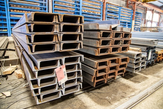 Προσαρμοσμένο μήκος 41x41 ASTM A36 U Channel Steel για κτίριο δομική από κατασκευαστές