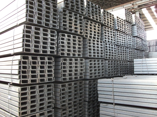 Άμεση ASTM Q235 Q345 Ζεστή έλαση U-σχήμα καναλιού από χάλυβα για μη κράμα δομικές και βιομηχανικές εφαρμογές