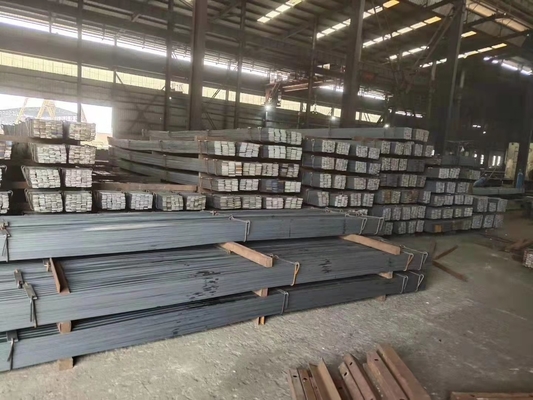 Κατηγορία 12 m KW-HOT ROLLED SHEET επίπεδη ράβδο χάλυβα Κατασκευαστικό υλικό Διάστημα όπως απαιτείται