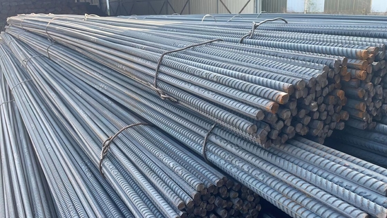 Ακριβές ράβδοι HRB400/500 ASTM A615 BS4449 Ράβδοι από χάλυβα άνθρακα για εμπορικά κτίρια σε υψηλό επίπεδο