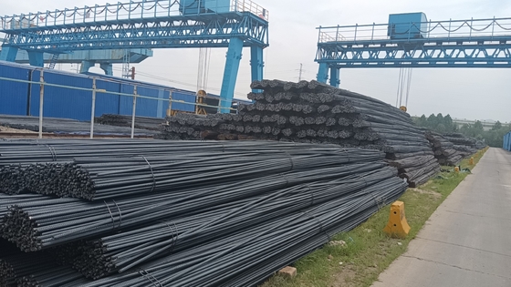 Ακριβές ράβδοι HRB400/500 ASTM A615 BS4449 Ράβδοι από χάλυβα άνθρακα για εμπορικά κτίρια σε υψηλό επίπεδο