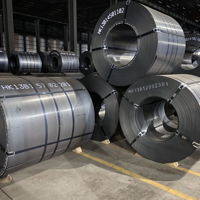 BS EN GB AiSi ASTM DIN JIS Standard High Hardness Hot Rolled Carbon Steel Coil με δερματικό πέρασμα και χωρίς όφελος