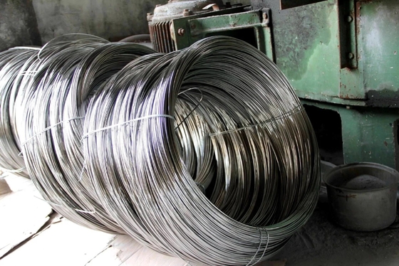 JIS Υψηλής αντοχής 430 βαθμού ατσάλινο σύρμα 0,8mm PVC επικαλυμμένο ατσάλινο σύρμα
