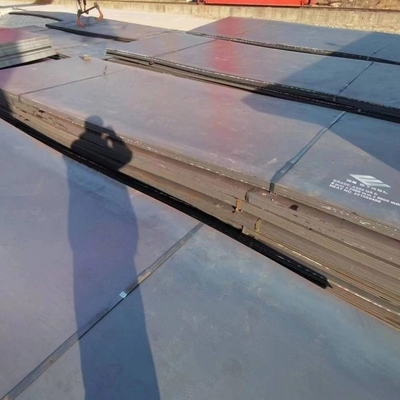 Κίνα Φαρμακευτική απευθείας A36 SS400 Q235 Q345 υψηλής αντοχής πλάκα χάλυβα φθηνή τιμή με τρύπηση