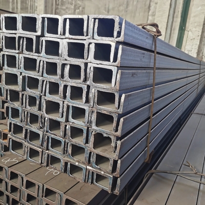 Υψηλής ποιότητας Q235 Q345 SS400 υλικό 0,8 mm-3,0 mm πάχος U-κανάλι χάλυβα άνθρακα για το σύστημα υποστήριξης