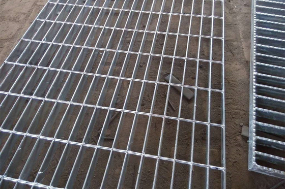 Φαρμακευτική τιμή Q235 25mm 30mm 32mm 40mm δομικά υλικά γαλβανισμένο σχάρο χάλυβα για πλατφόρμα
