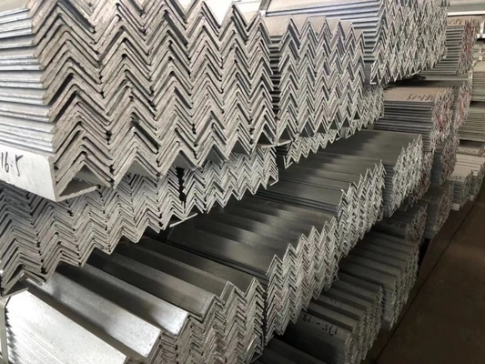 Εταιρική απευθείας πώληση Ss400 Q235b S235 1080 Q345b 30x30x3mm Διαρθρωτικό χάλυβα άνθρακα Q235 Ζεστό ελατημένο σίδηρο
