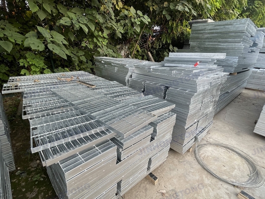Ατσάλινη Grating Στρογγυλή Grill Grates Ατσάλι Ατσάλι Σιδηρουργικό Ατσάλινη Grating Για Τρύπα Κάλυψη Πλάκα